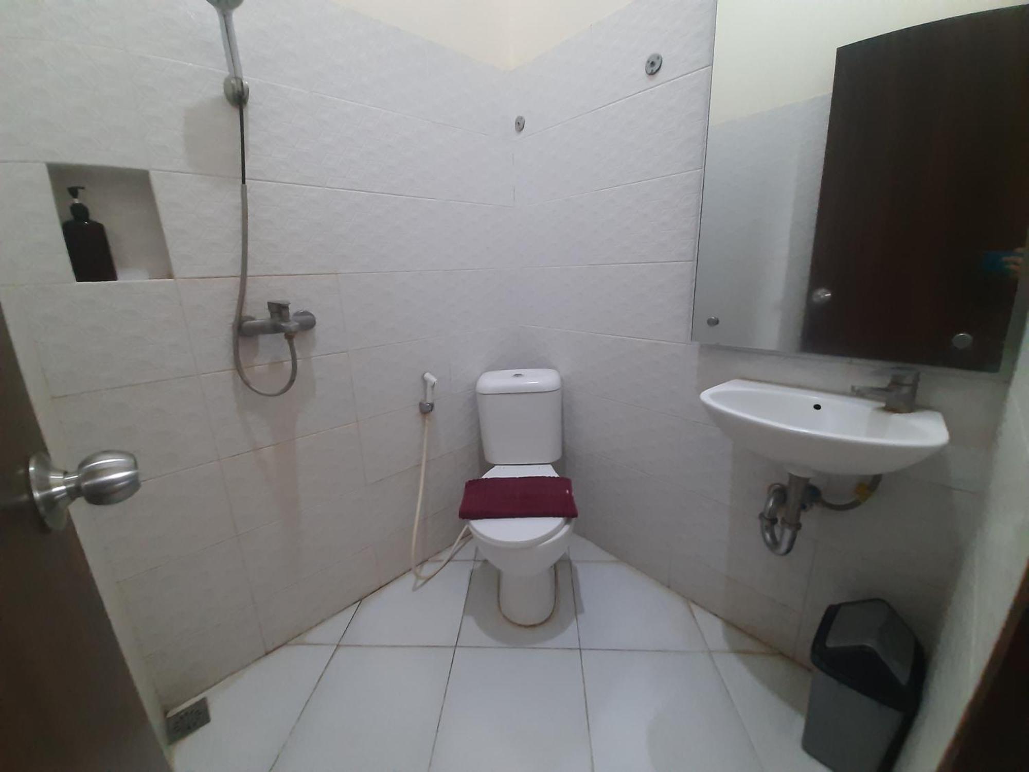 Urbanview Alfiya Hotel Lampung Бандар Лампунг Екстериор снимка