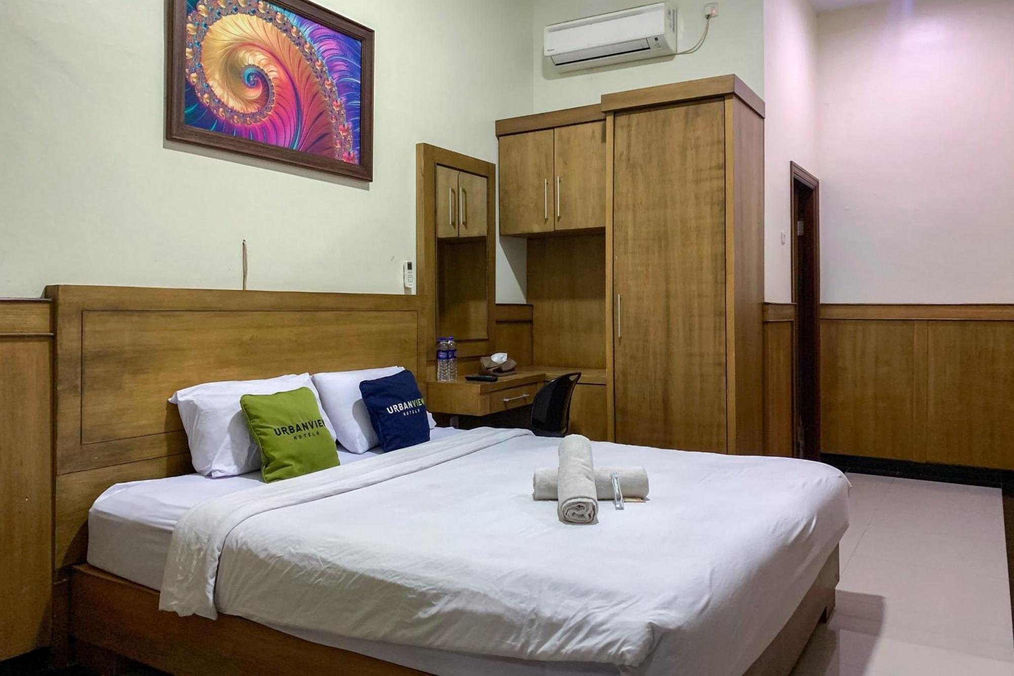 Urbanview Alfiya Hotel Lampung Бандар Лампунг Екстериор снимка